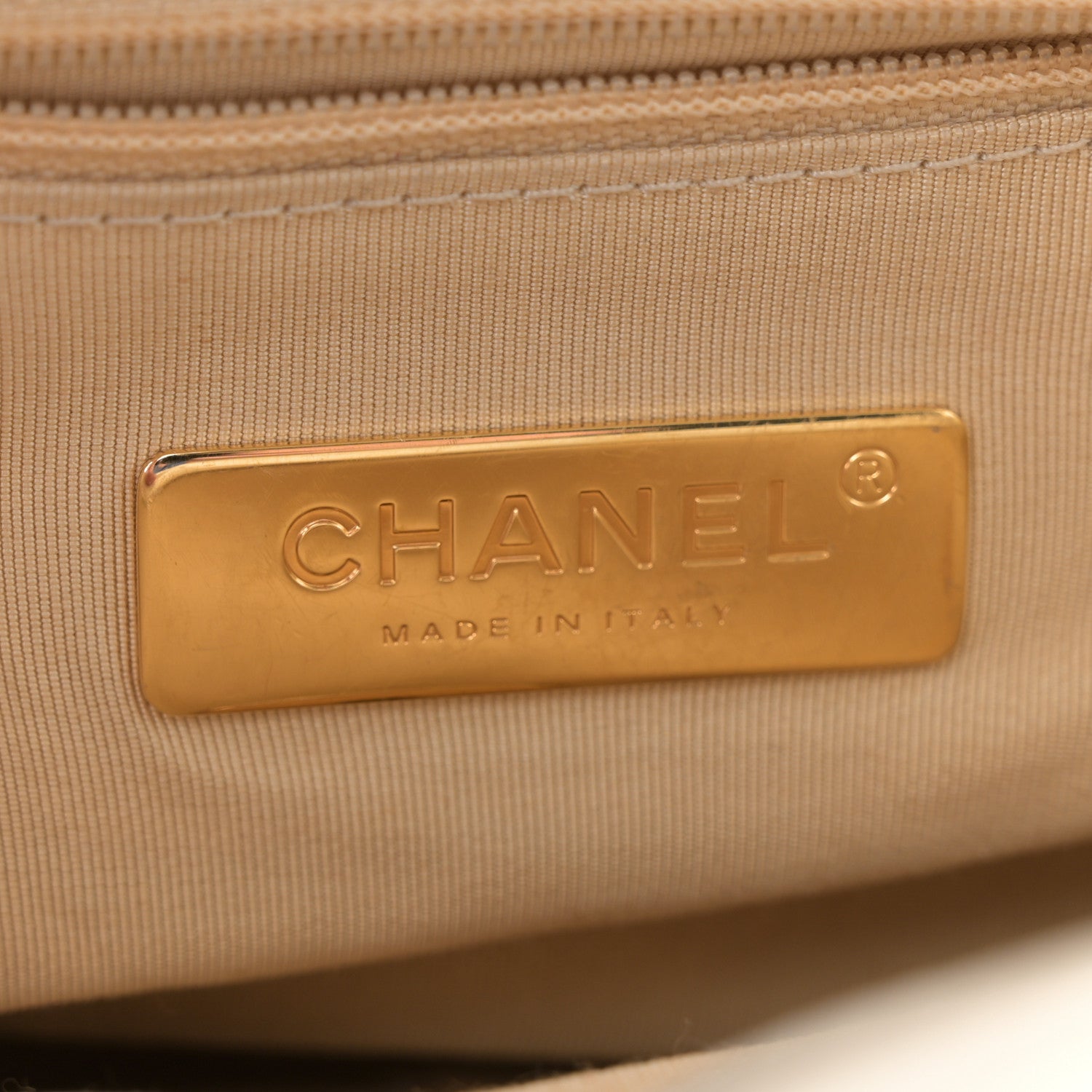 Chanel Shiny Crumpled Calfskin Quilted Large Chanel 19 Flap White 6 of 16