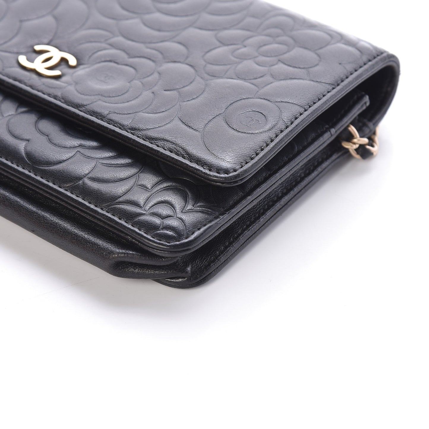 Lambskin Camellia Embossed Wallet On Chain WOC Black