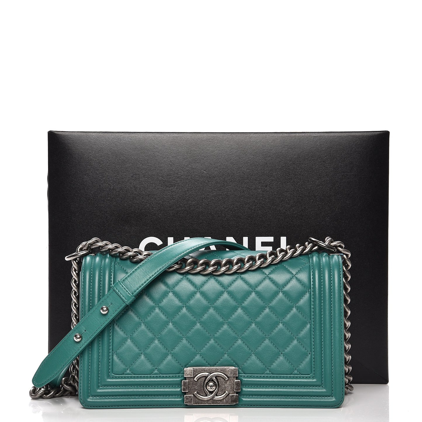 Lambskin Quilted Medium Boy Flap Green