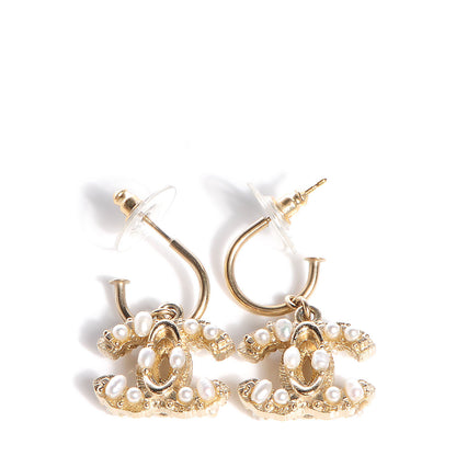 Chanel Pearl CC Maharaja Dangle Earrings Gold 1 of 6