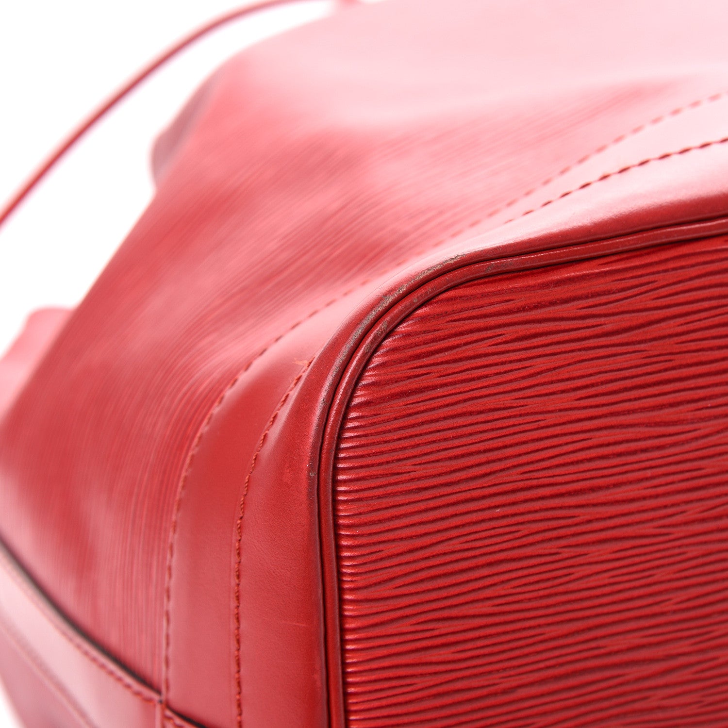 Louis Vuitton Epi Noe Castillan Red 8 of 15
