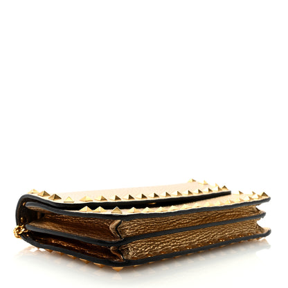 Valentino Garavani Pebbled Calfskin Rockstud Flap Wallet On Chain Soft Gold 4 of 9
