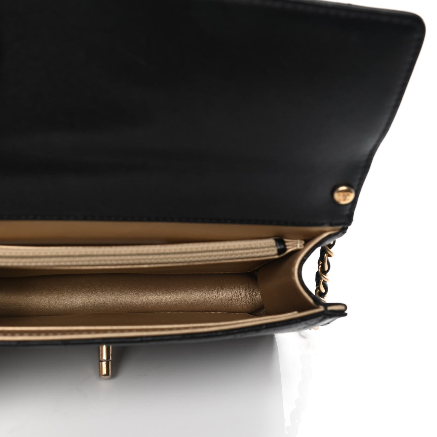 Goatskin Quilted Logo Small Chic Flap Black