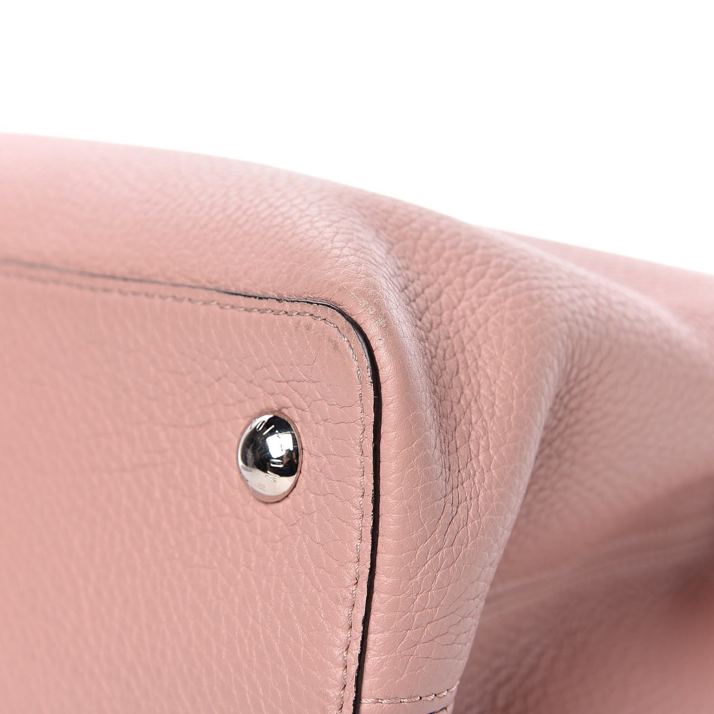 Taurillon Capucines MM Magnolia