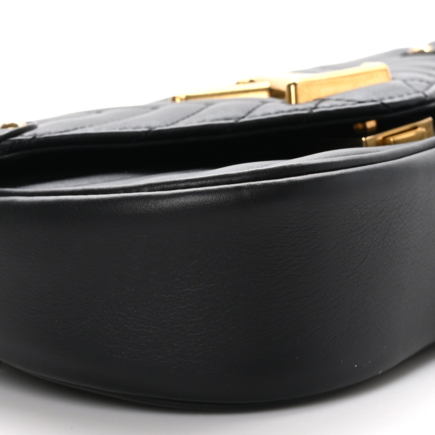 Calfskin New Wave Chain PM Black