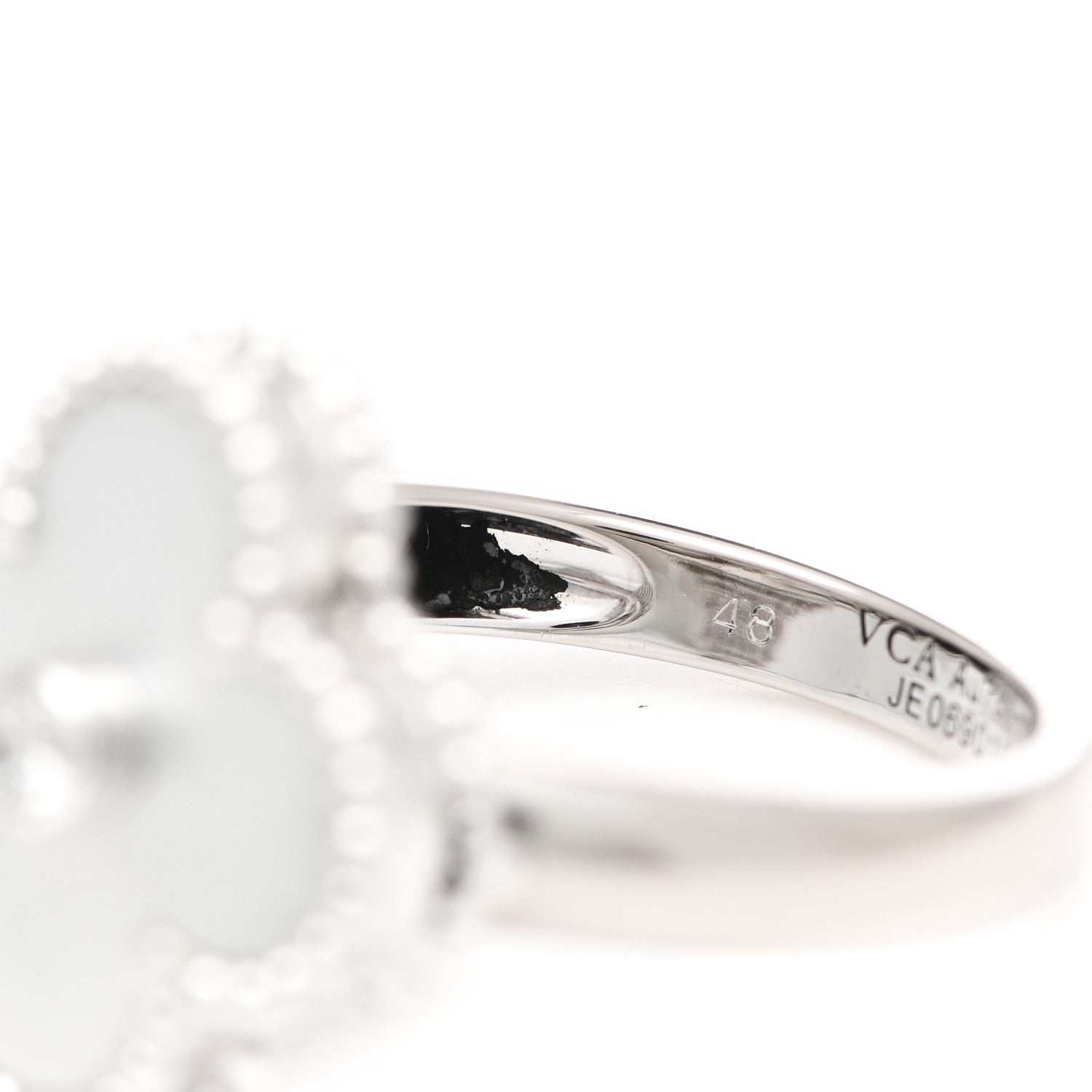 Van Cleef & Arpels 18K White Gold Diamond Mother of Pearl Vintage Alhambra Ring 48 4.5 5 of 6