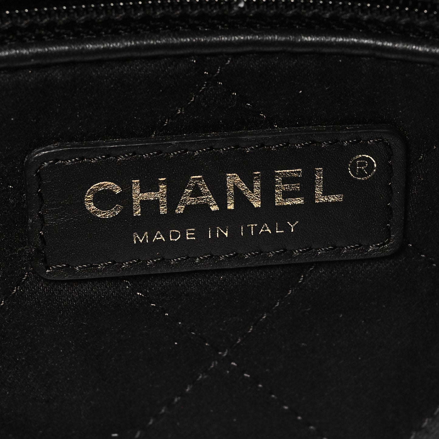 Shiny Calfskin Quilted Small Chanel 22 Black
