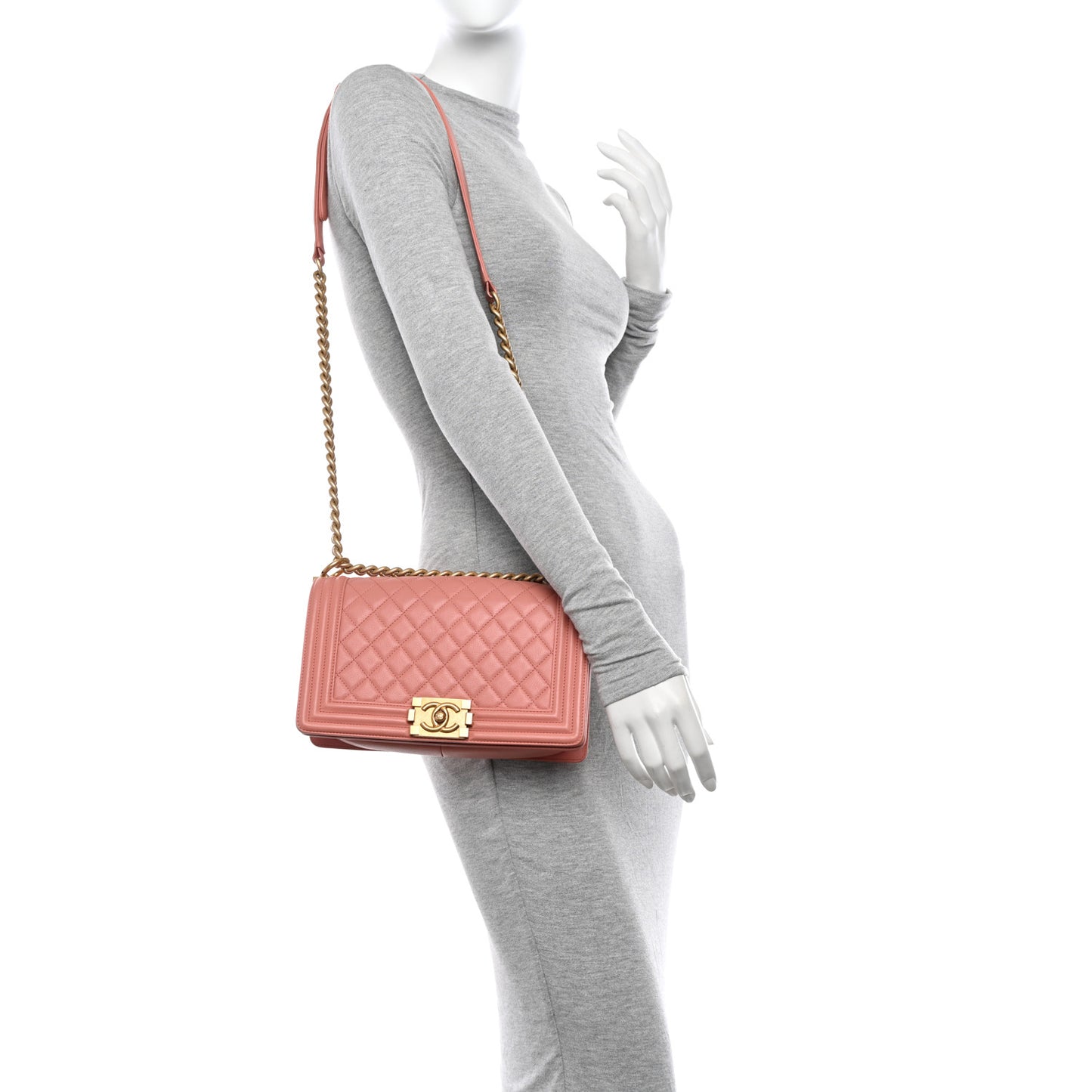 Caviar Quilted Medium Boy Flap Pink