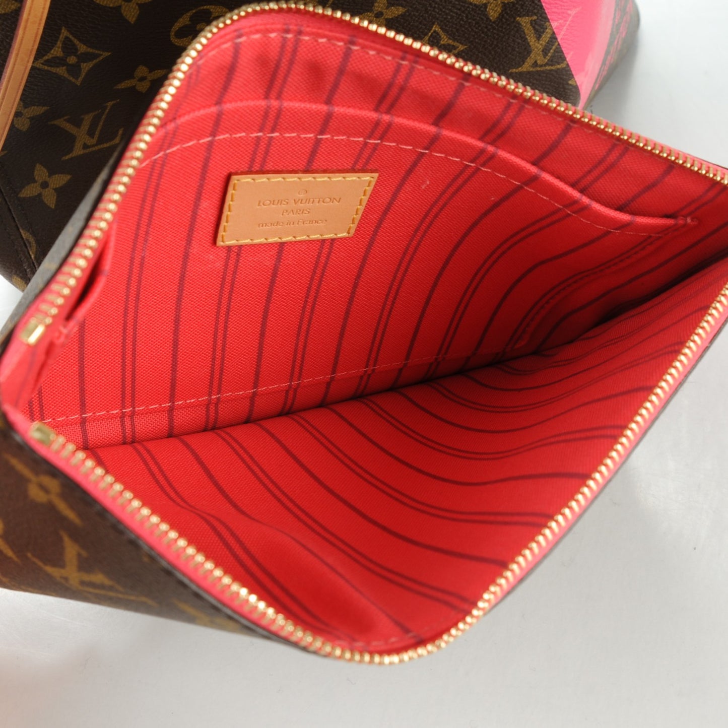 Monogram V Neverfull MM Grenade