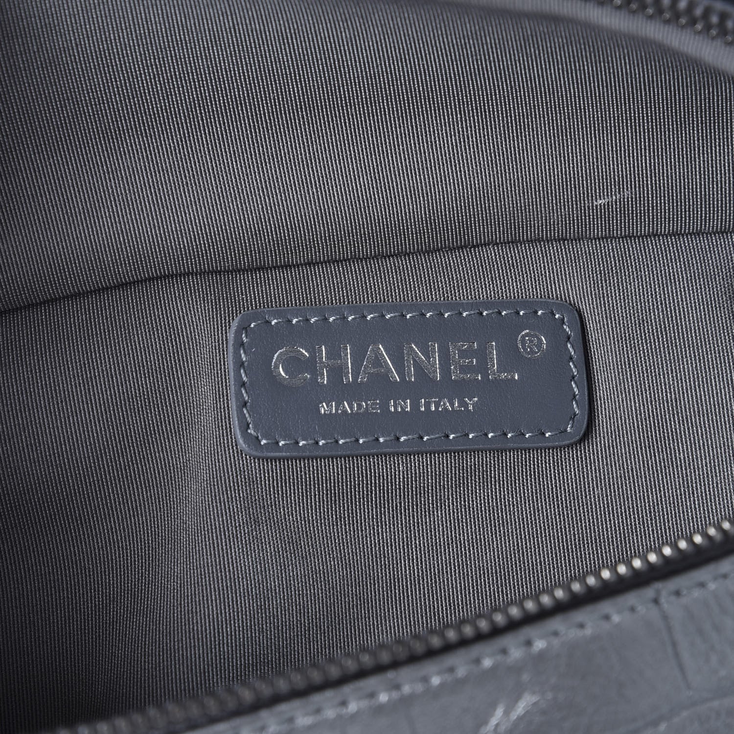 Chanel Metallic Calfskin Crocodile Embossed Quilted Easy Trip Waist Bag Fanny Pack Silver 7 of 9