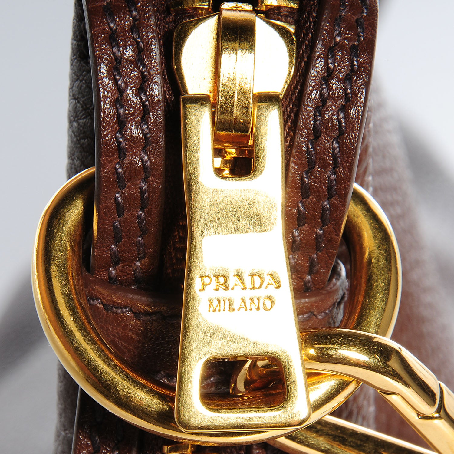Prada Vitello Daino Zipper Hobo Bruciato 11 of 16