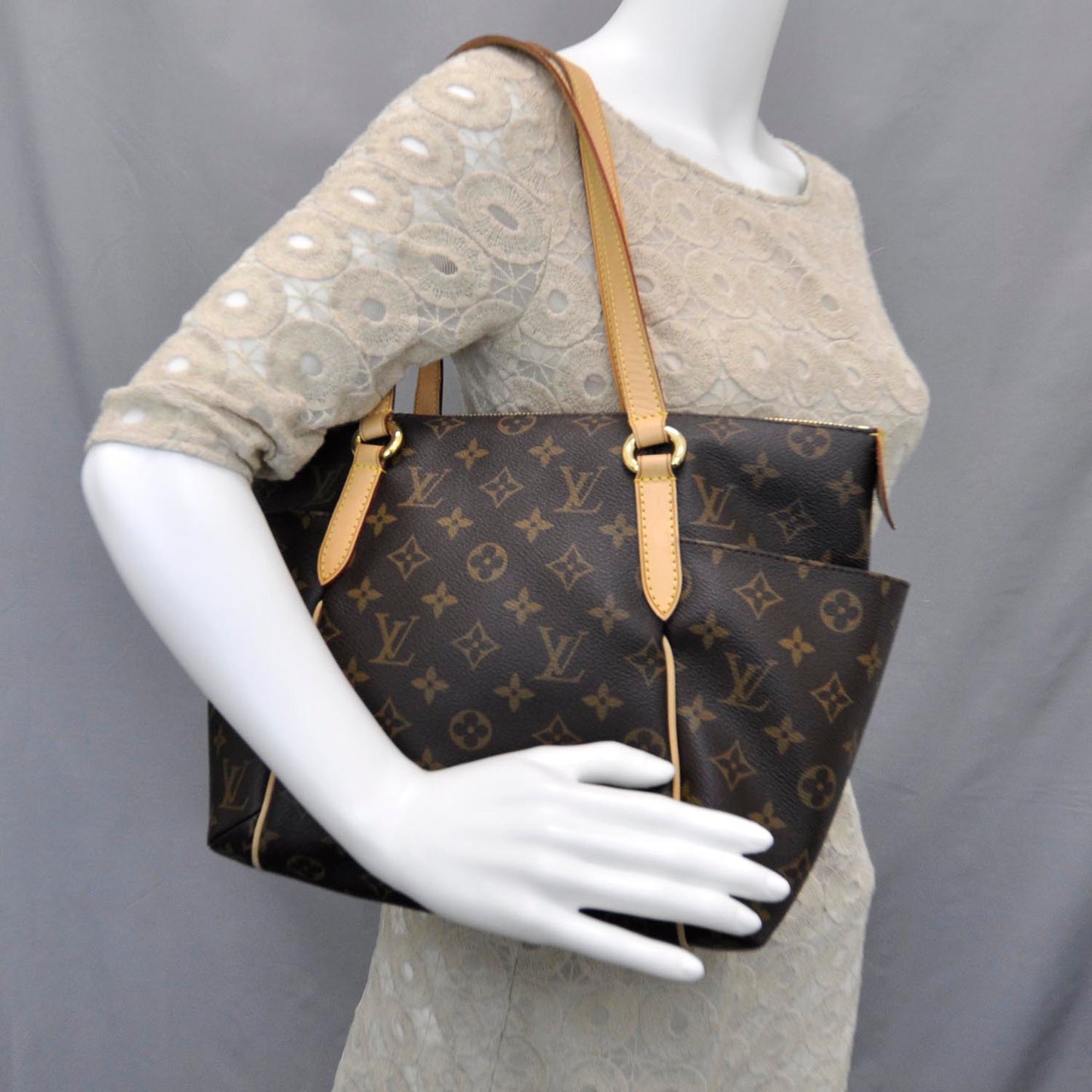 Monogram Totally PM