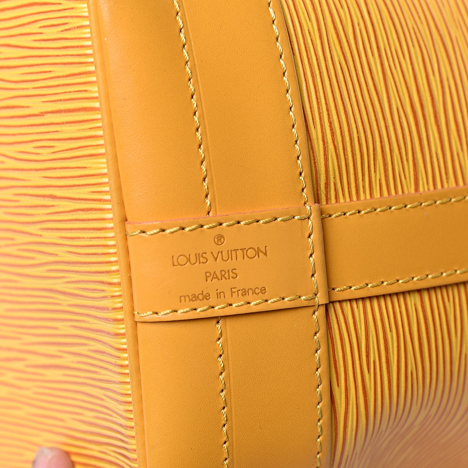 Louis Vuitton Epi Noe Tassil 6 of 14