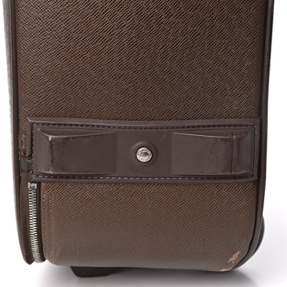Louis Vuitton Taiga Pegase 60 Grizzli 13 of 15