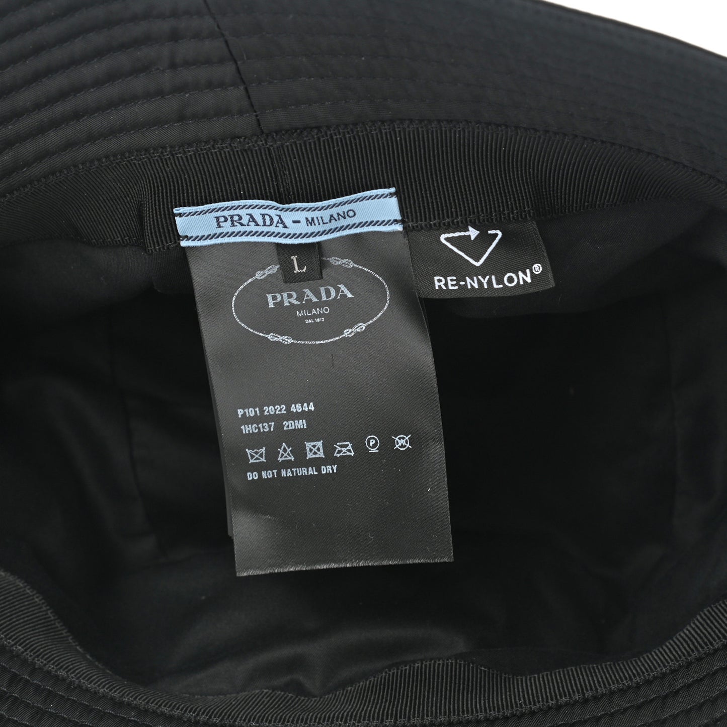 Re-Nylon Metal Triangle Logo Womens Bucket Hat L Black