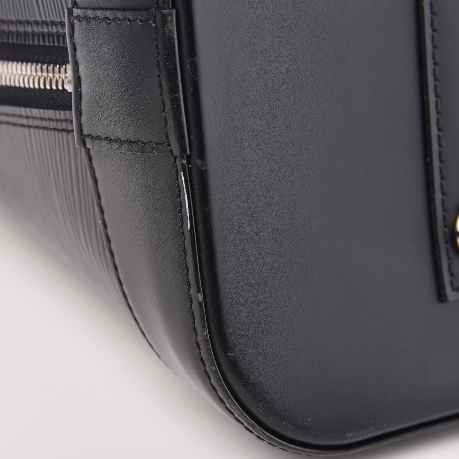 Louis Vuitton Epi Alma GM Black 10 of 13