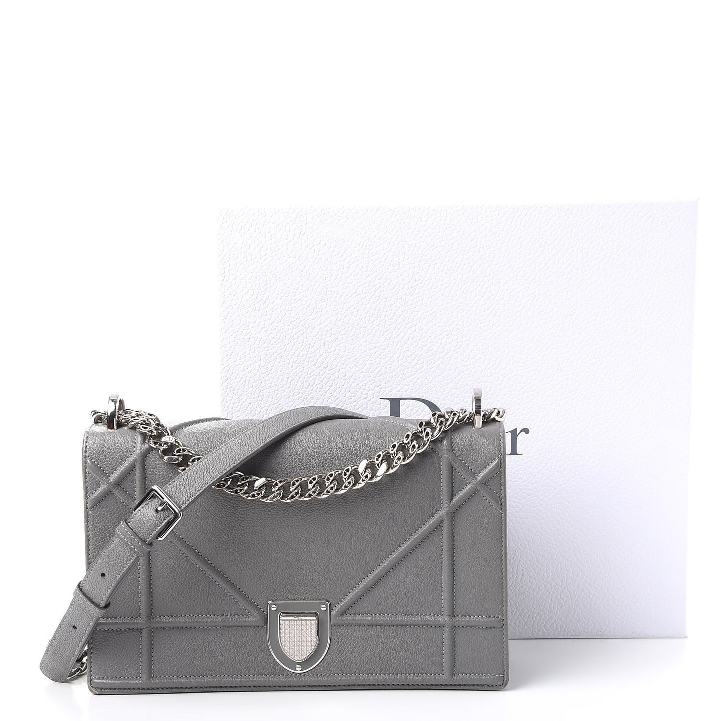 Grained Calfskin Medium Diorama Flap Bag Gris