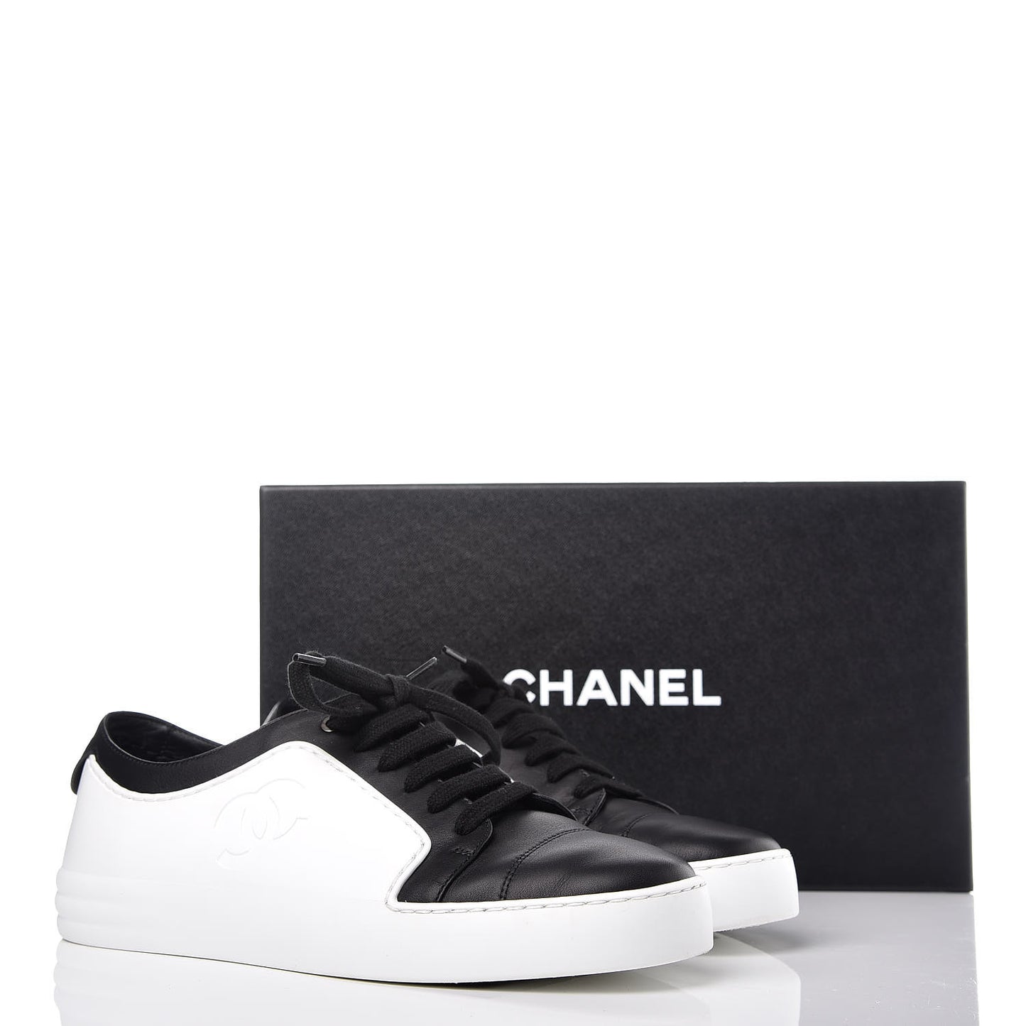 Calfskin Gum Womens CC Sneakers 41 Black White