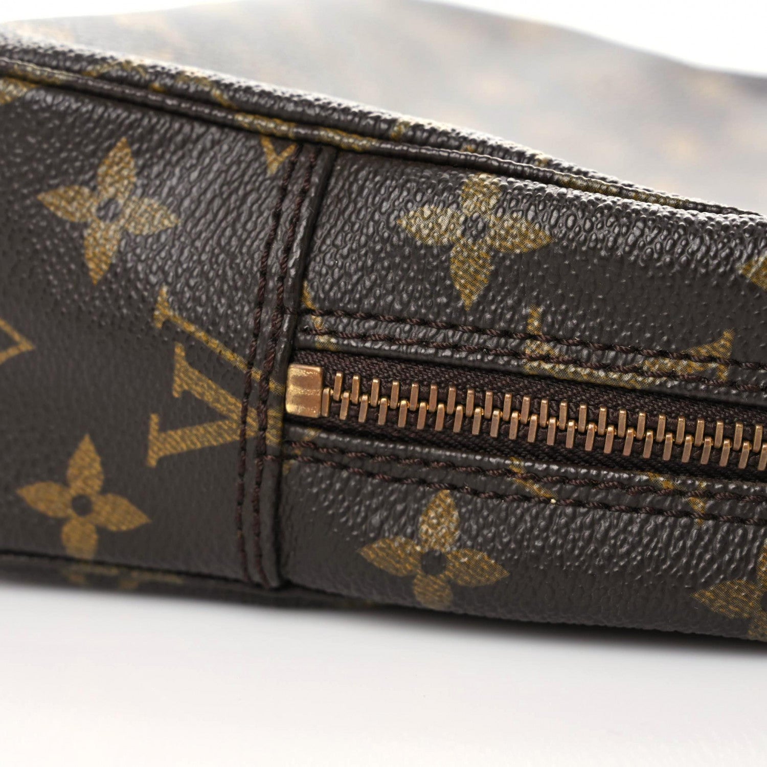 Louis Vuitton Monogram Trousse Toilette 23 7 of 10
