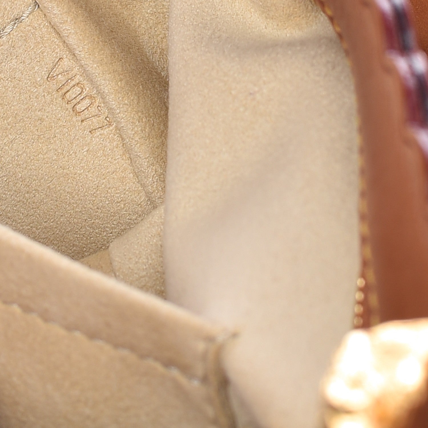 Louis Vuitton Monogram Dentelle Kirsten Gold 7 of 10