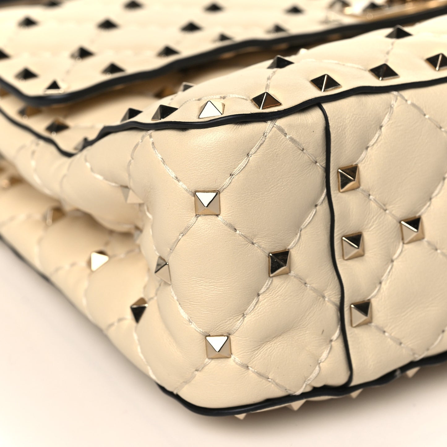 Nappa Medium Rockstud Spike Shoulder Bag Light Ivory