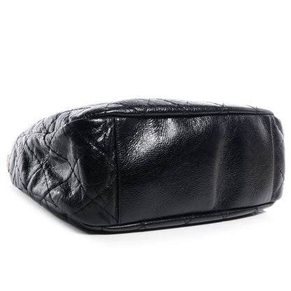 Chanel Glazed Calfskin On The Road Hobo Black 4 of 8
