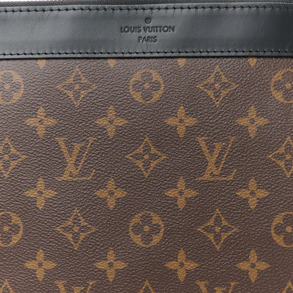 Louis Vuitton Monogram Discovery Pochette GM 10 of 12