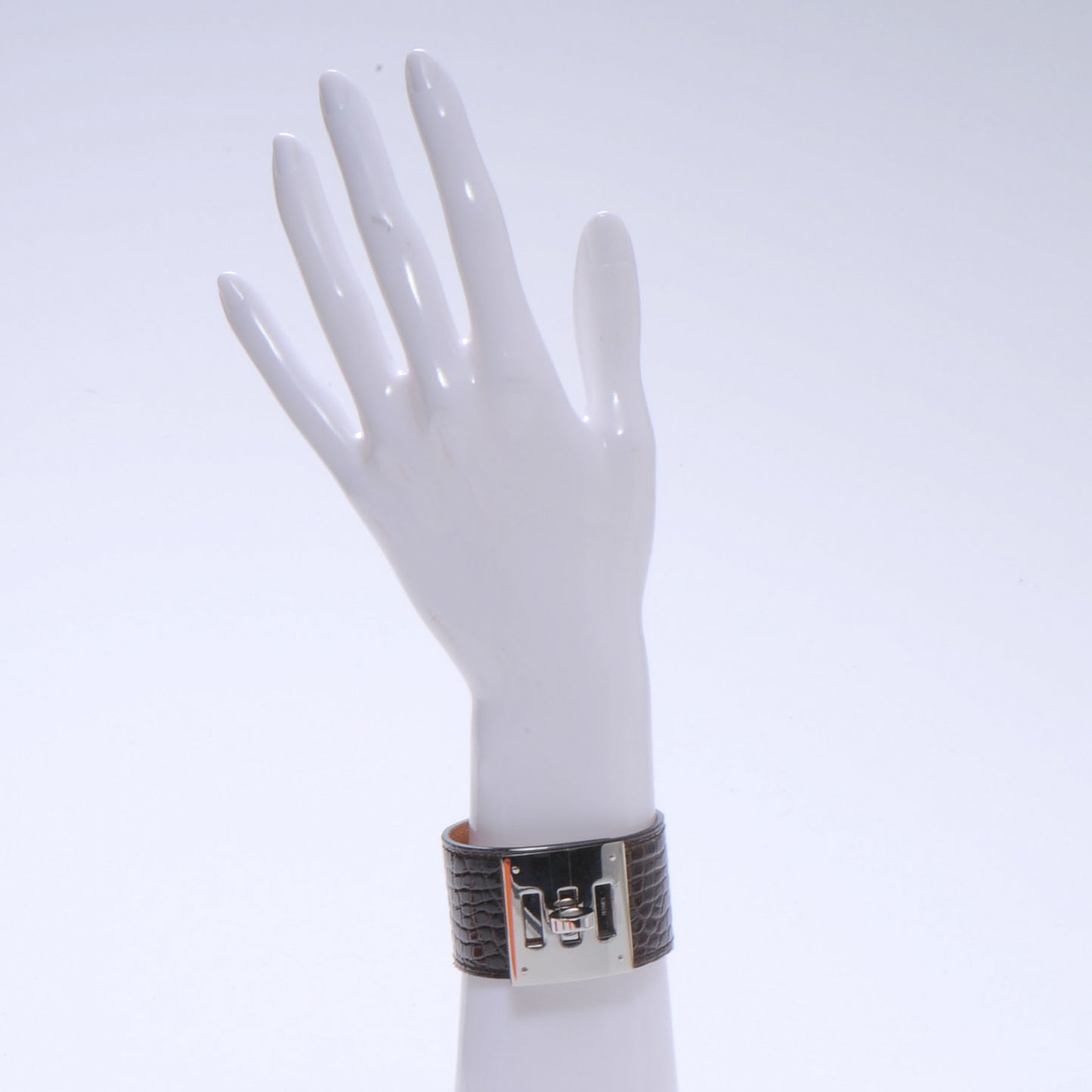 Shiny Alligator Kelly Dog Cuff Havanne