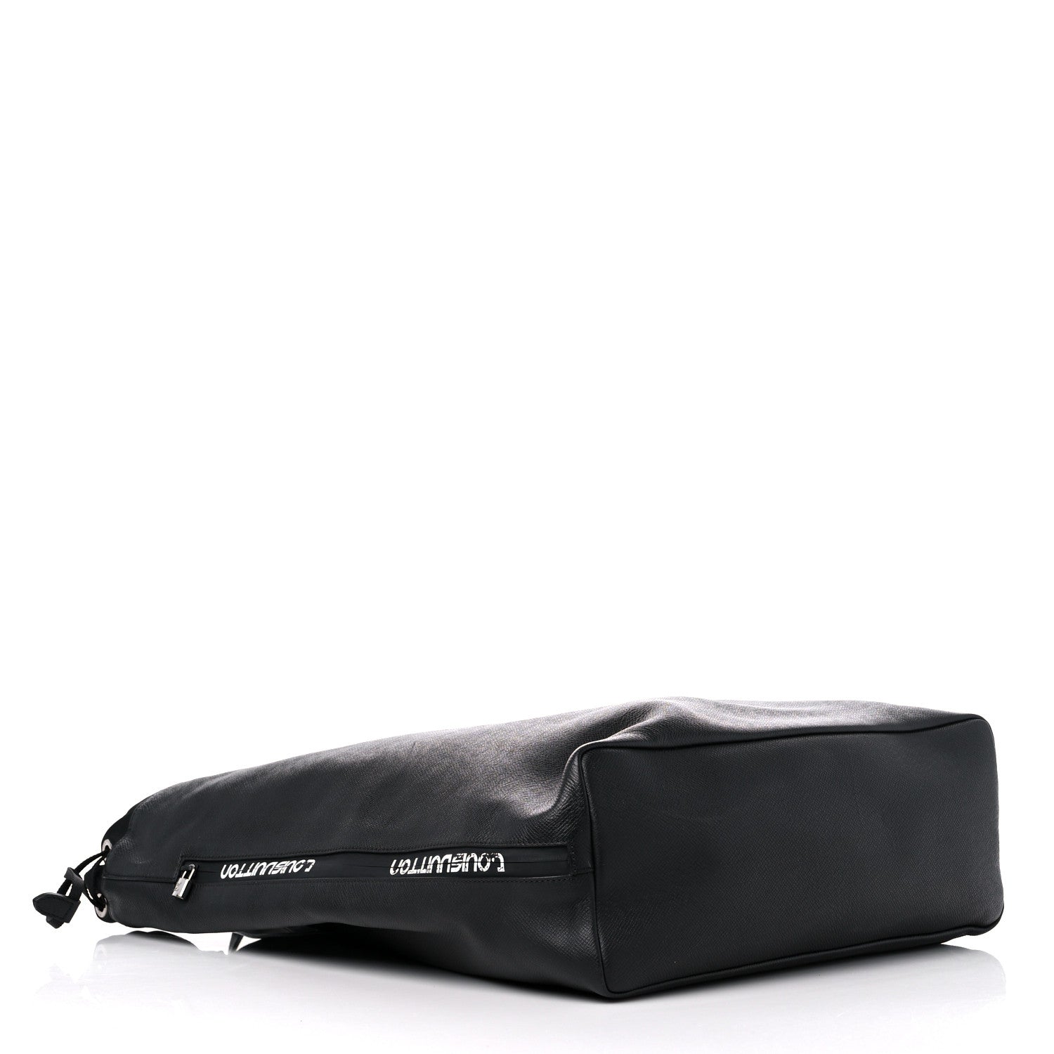 Louis Vuitton Taiga Outdoor Cabas Light Black 6 of 11