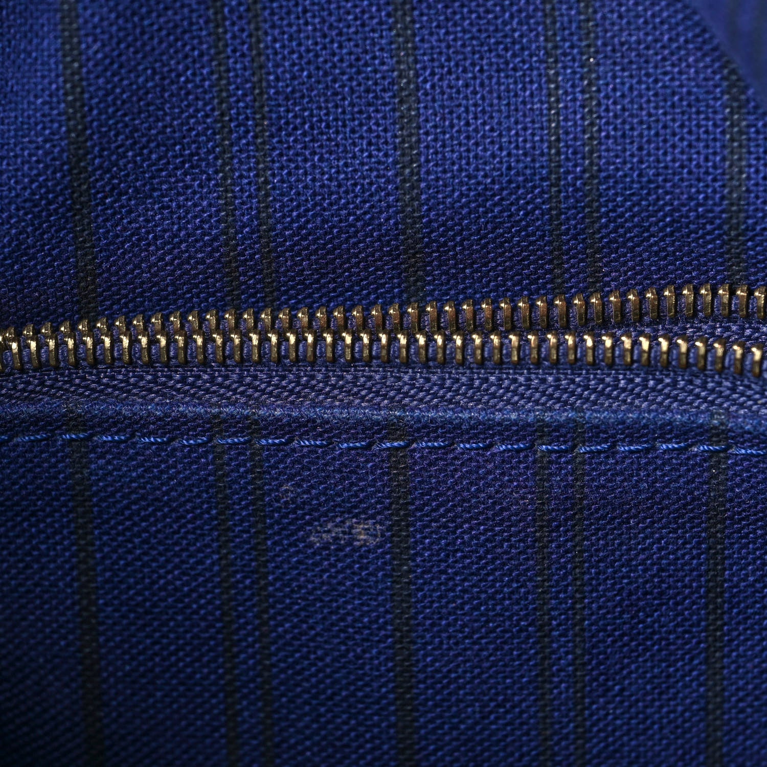 Louis Vuitton Empreinte Lumineuse PM Celeste 15 of 21