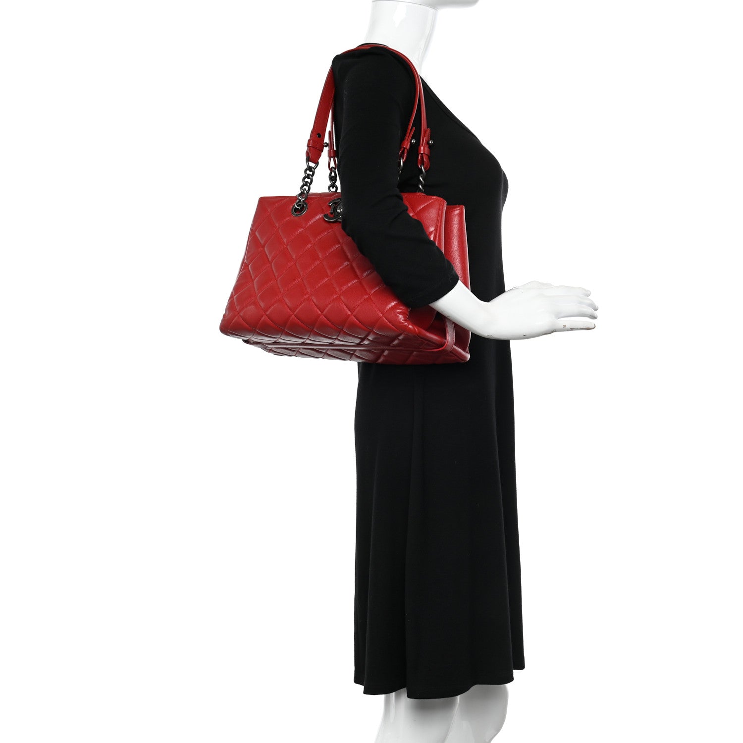 Chanel Metallic Goatskin Quilted Large City Rock Shopping Bag Red 2 of 11
