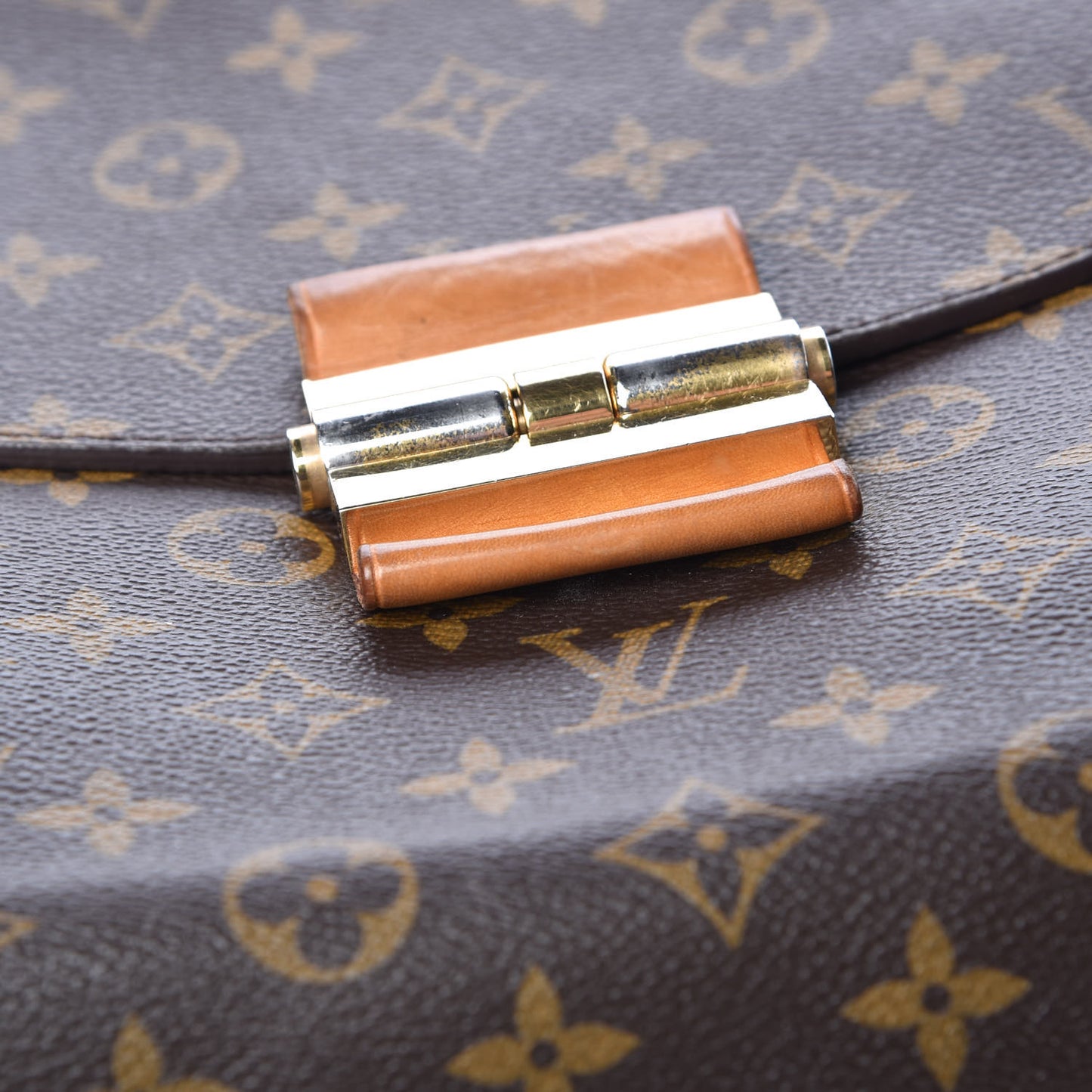 Monogram Olympe Camel