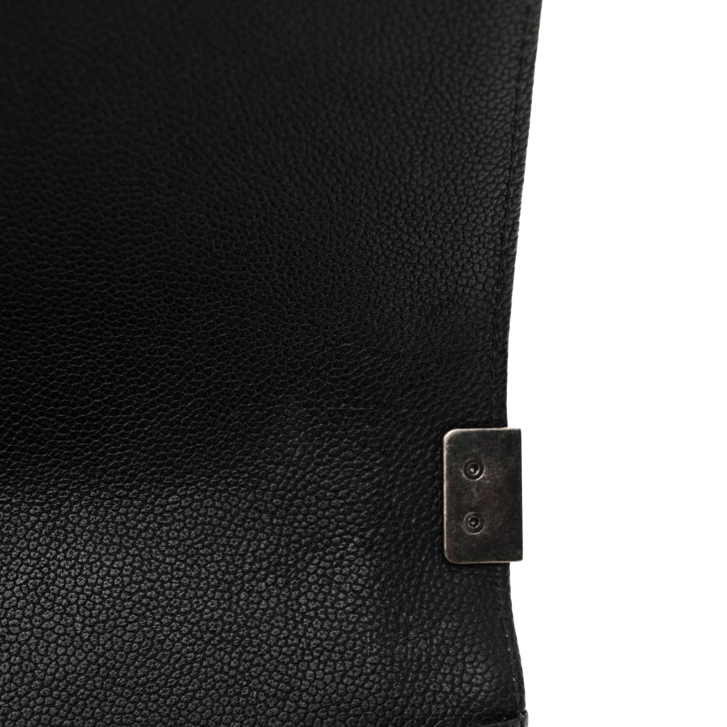 Caviar Quilted Medium Boy Flap Black