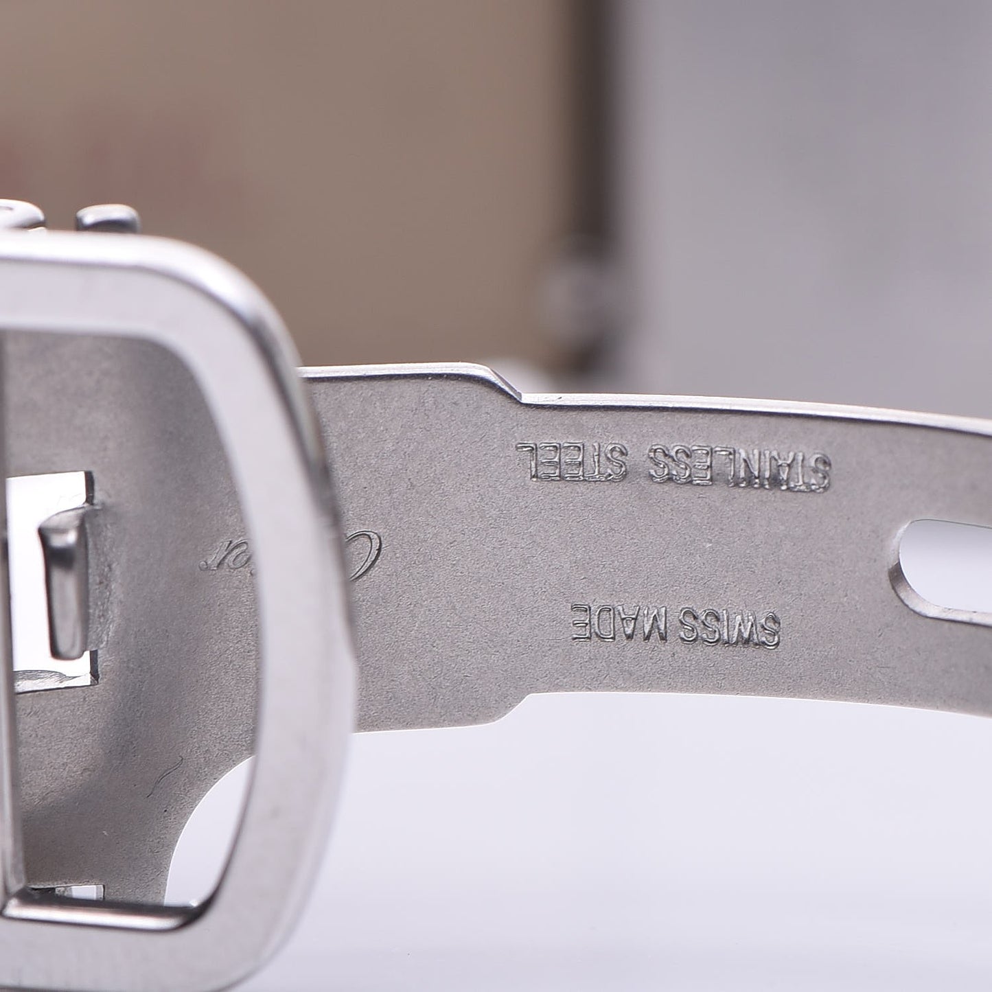 Stainless Steel Calfskin 24mm Tank Solo Quartz Watch