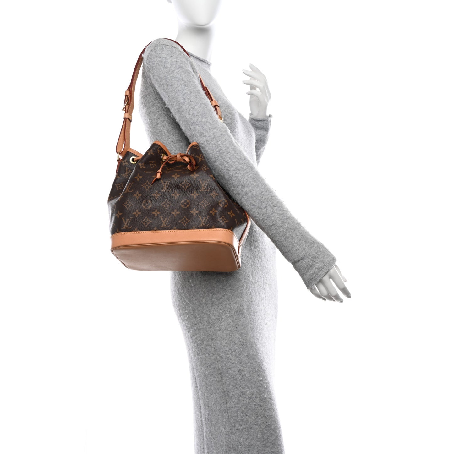 LOUIS VUITTON Monogram Petit Noe NM