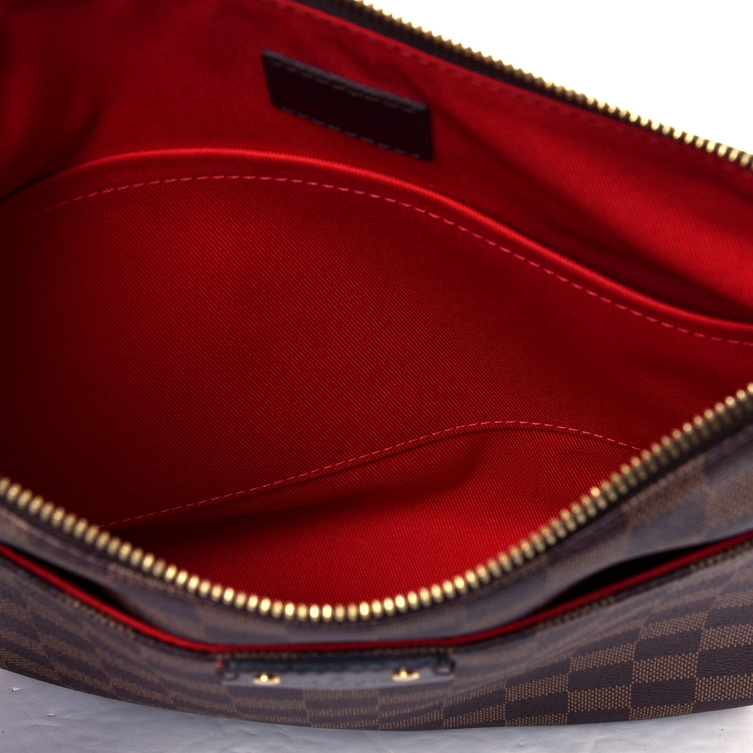 Louis Vuitton Damier Ebene South Bank Besace 4 of 5