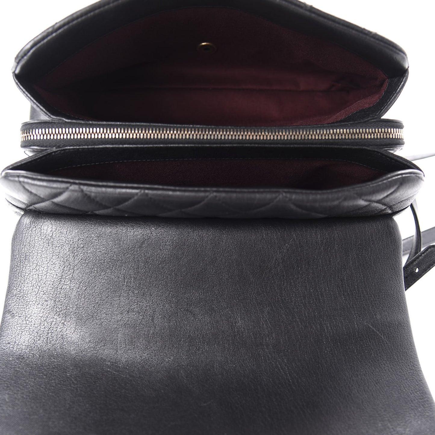 Shiny Sheepskin Quilted Large Trapezio Flap Black