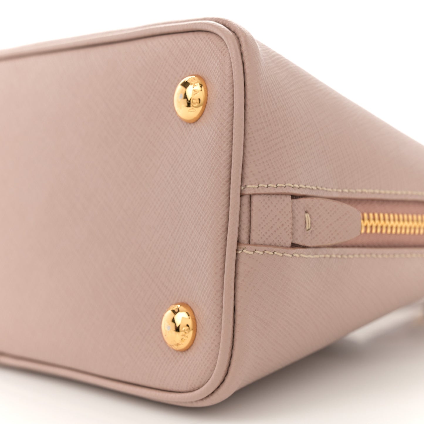 Saffiano Lux Small Promenade Tote Cammeo