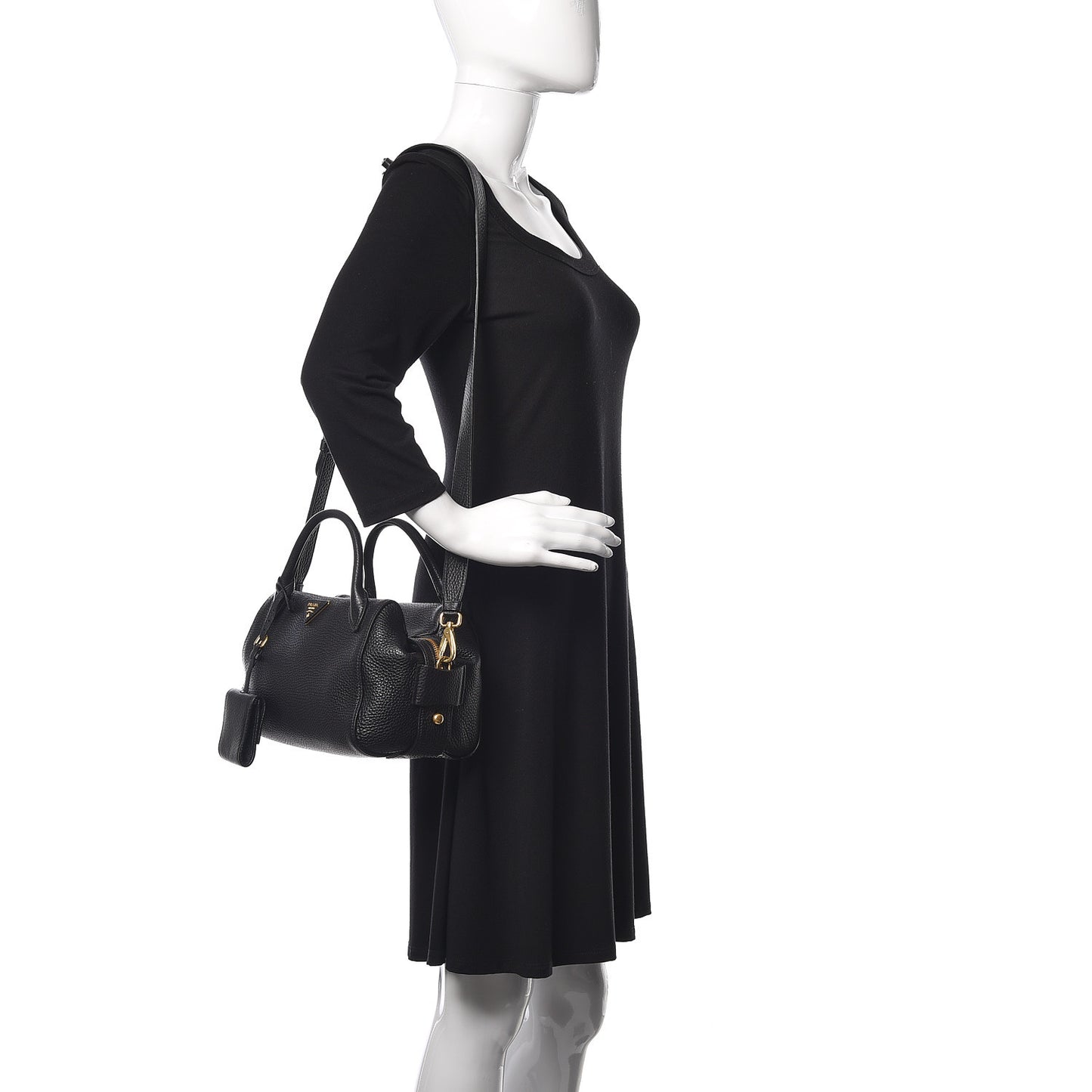 Vitello Daino Satchel Black