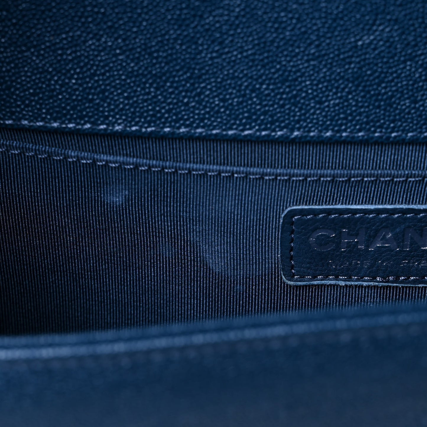 Caviar Quilted Medium Boy Flap Dark Blue