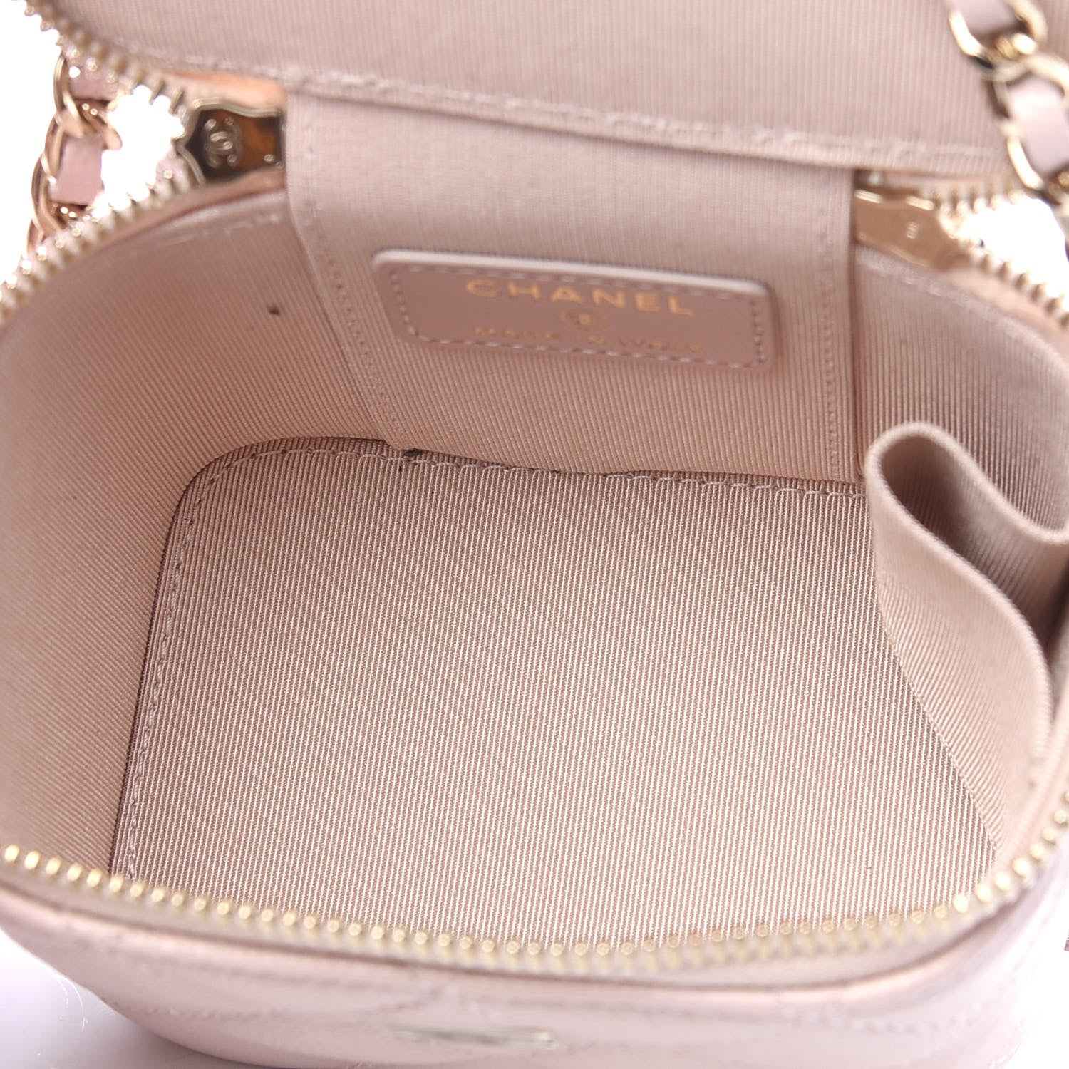 Chanel Caviar Quilted Mini Vanity Case With Chain Light Pink 5 of 9