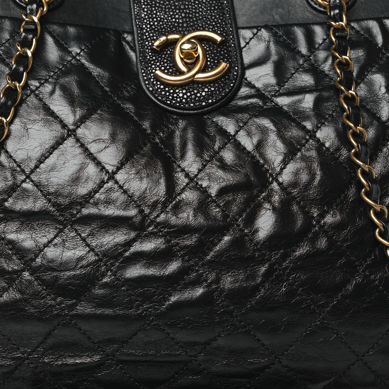 Chanel Glazed Calfskin Stingray Large Bindi CC Tote Black 8 of 11