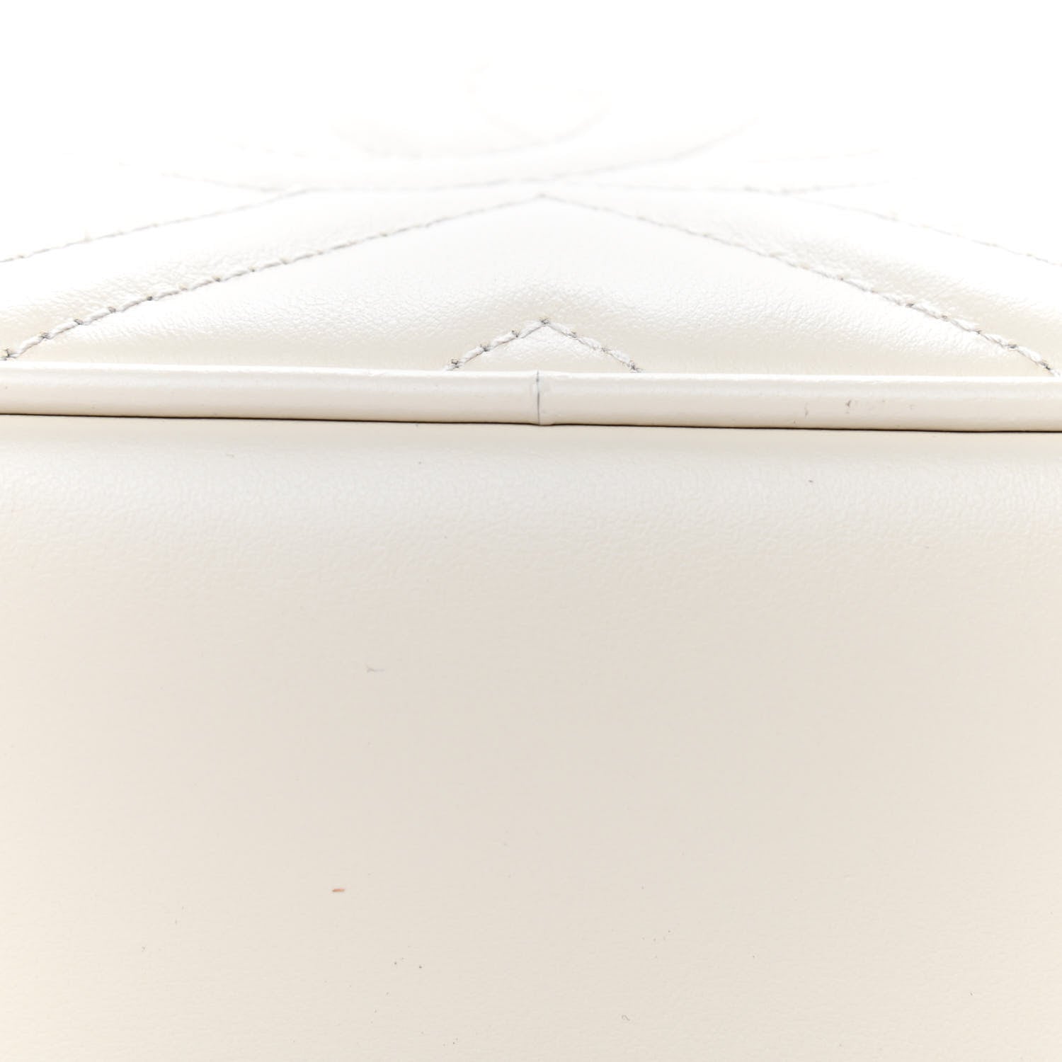 Gucci Calfskin Matelasse Small GG Marmont Chain Shoulder Bag White 8 of 10