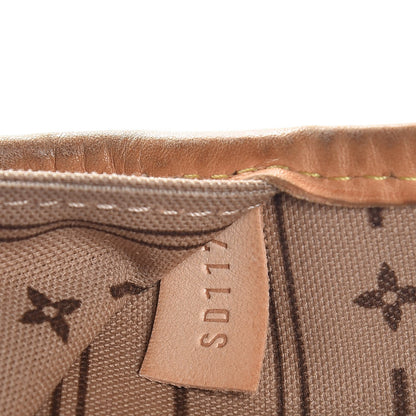 Louis Vuitton Monogram Neverfull MM 8 of 11