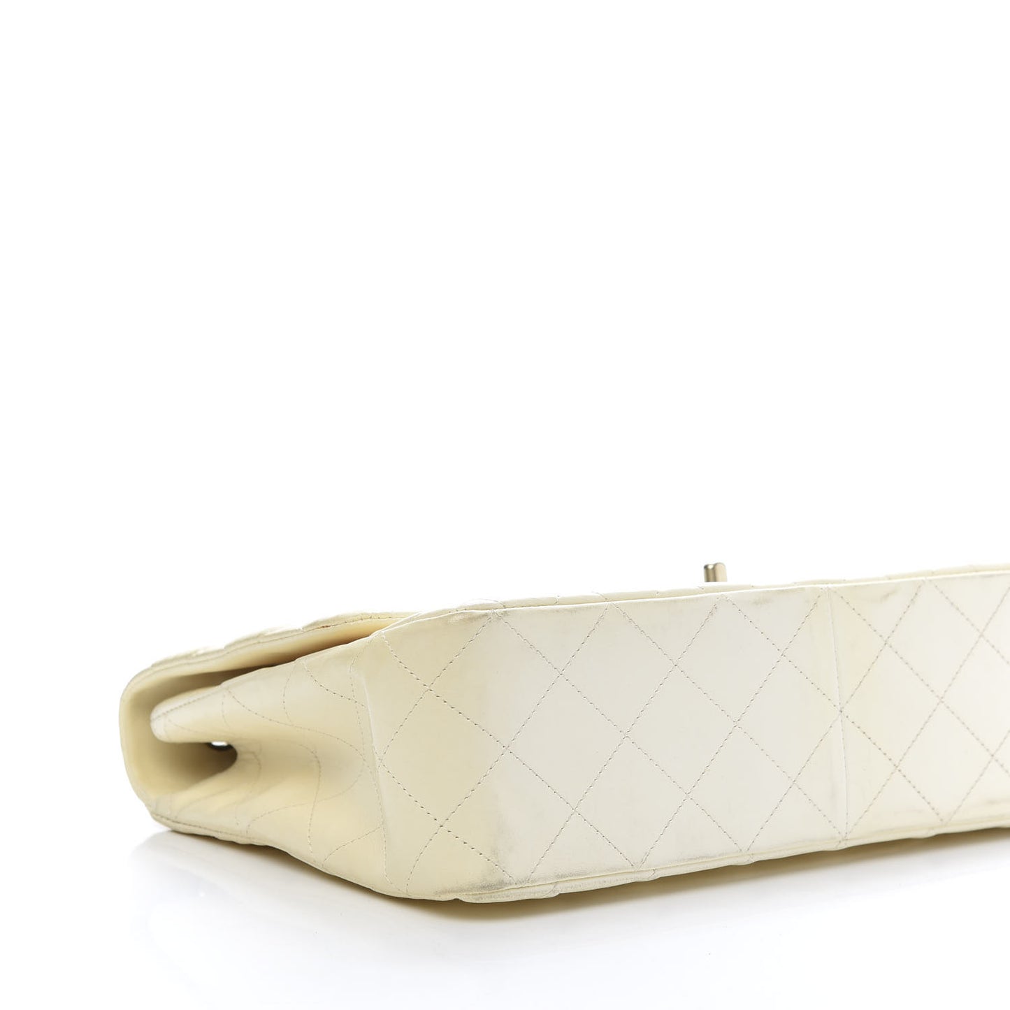 Lambskin Quilted Jumbo Single Flap Ivory