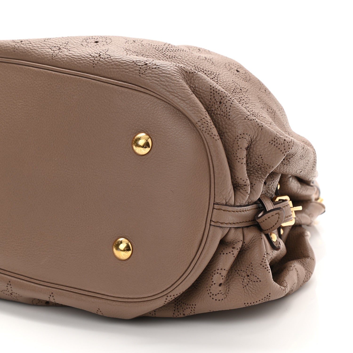 Louis Vuitton Mahina L Pouder 7 of 10