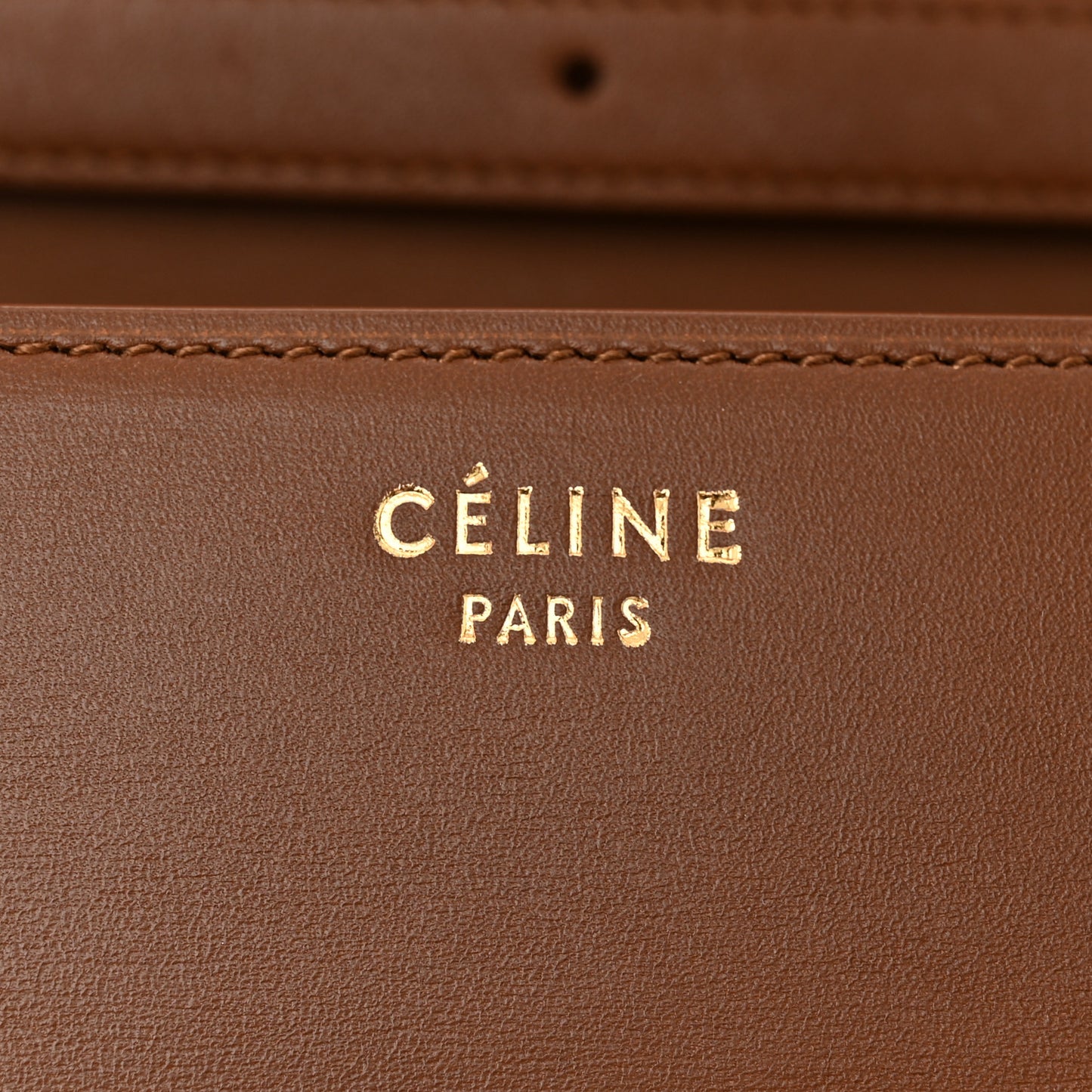 Box Calfskin Medium Classic Box Flap Bag Camel