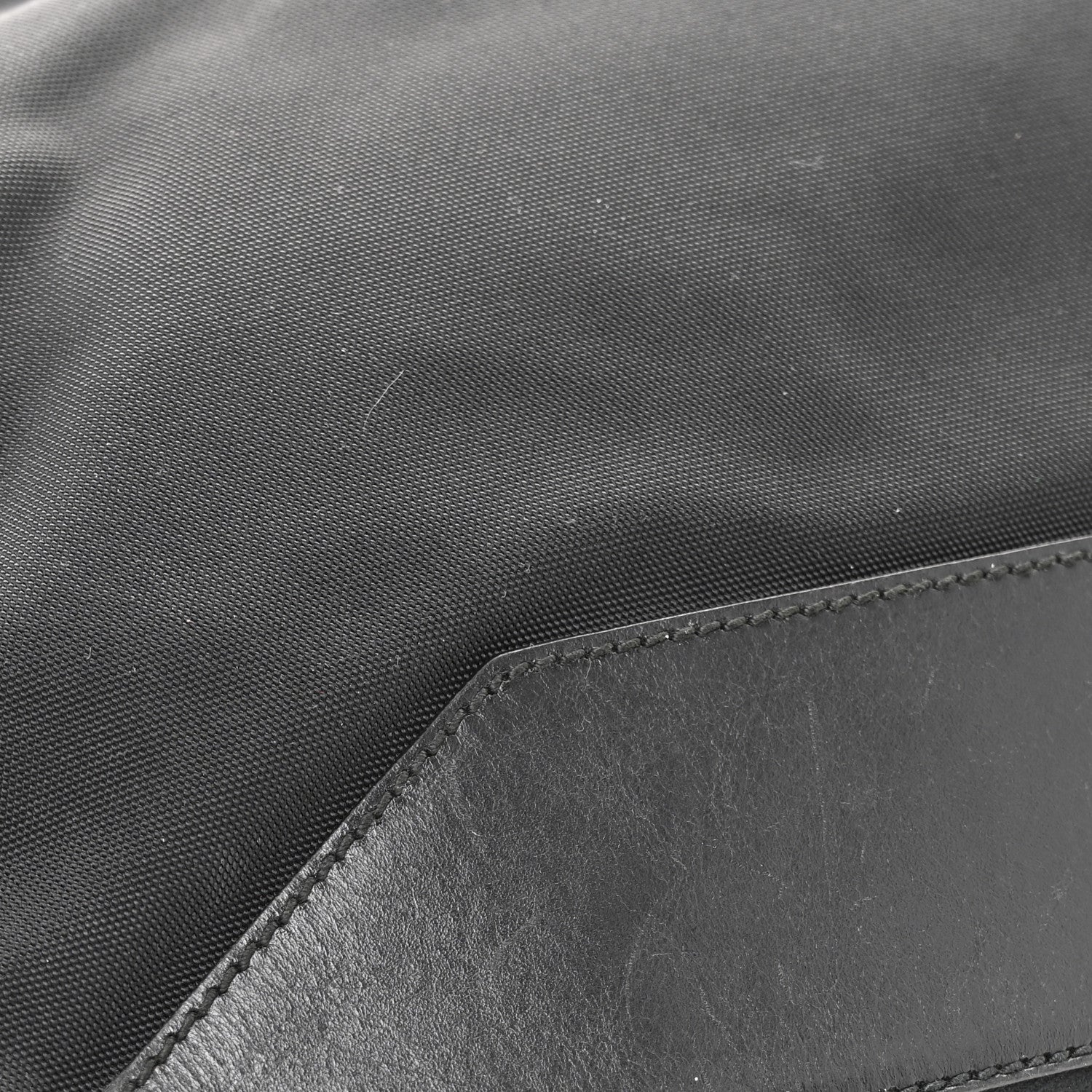Gucci Nylon Calfskin Large Messenger Bag Black 24 of 27