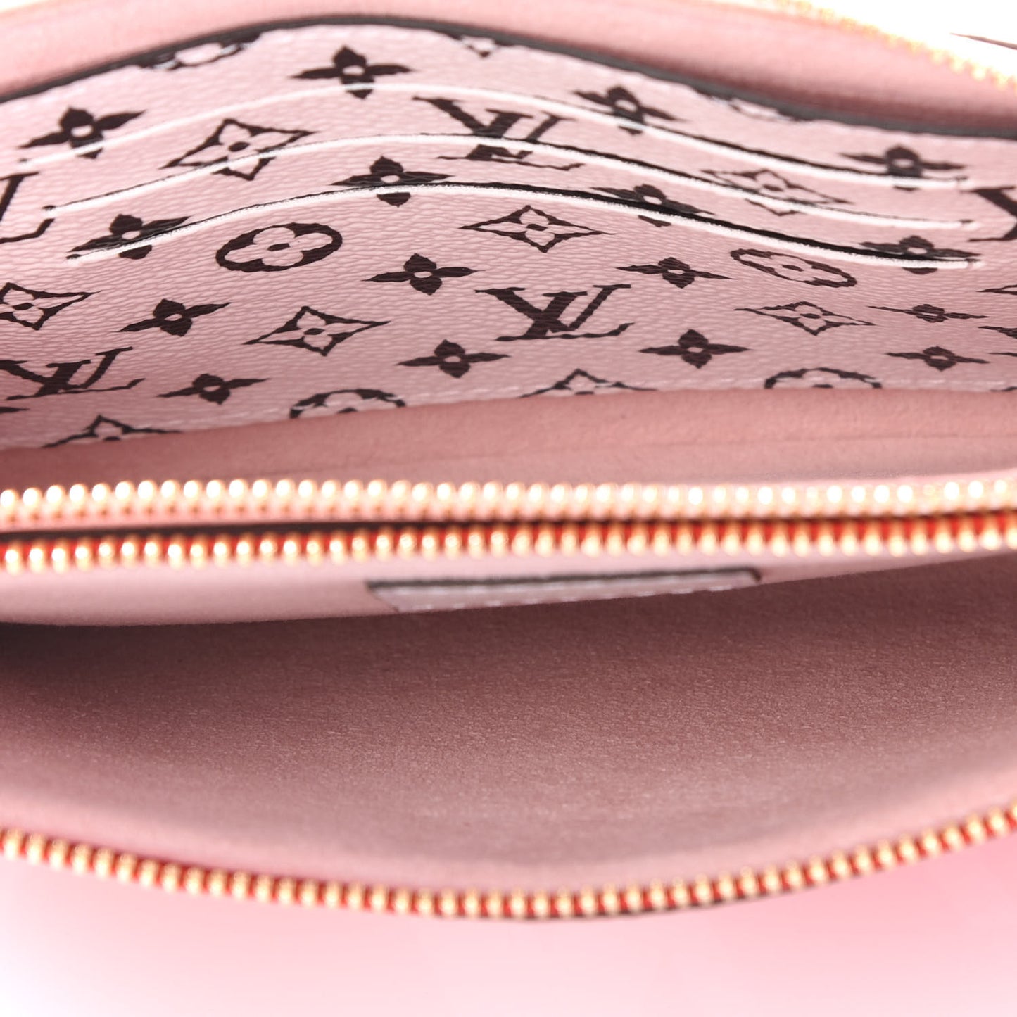 Monogram Giant Double Zip Pochette Rouge