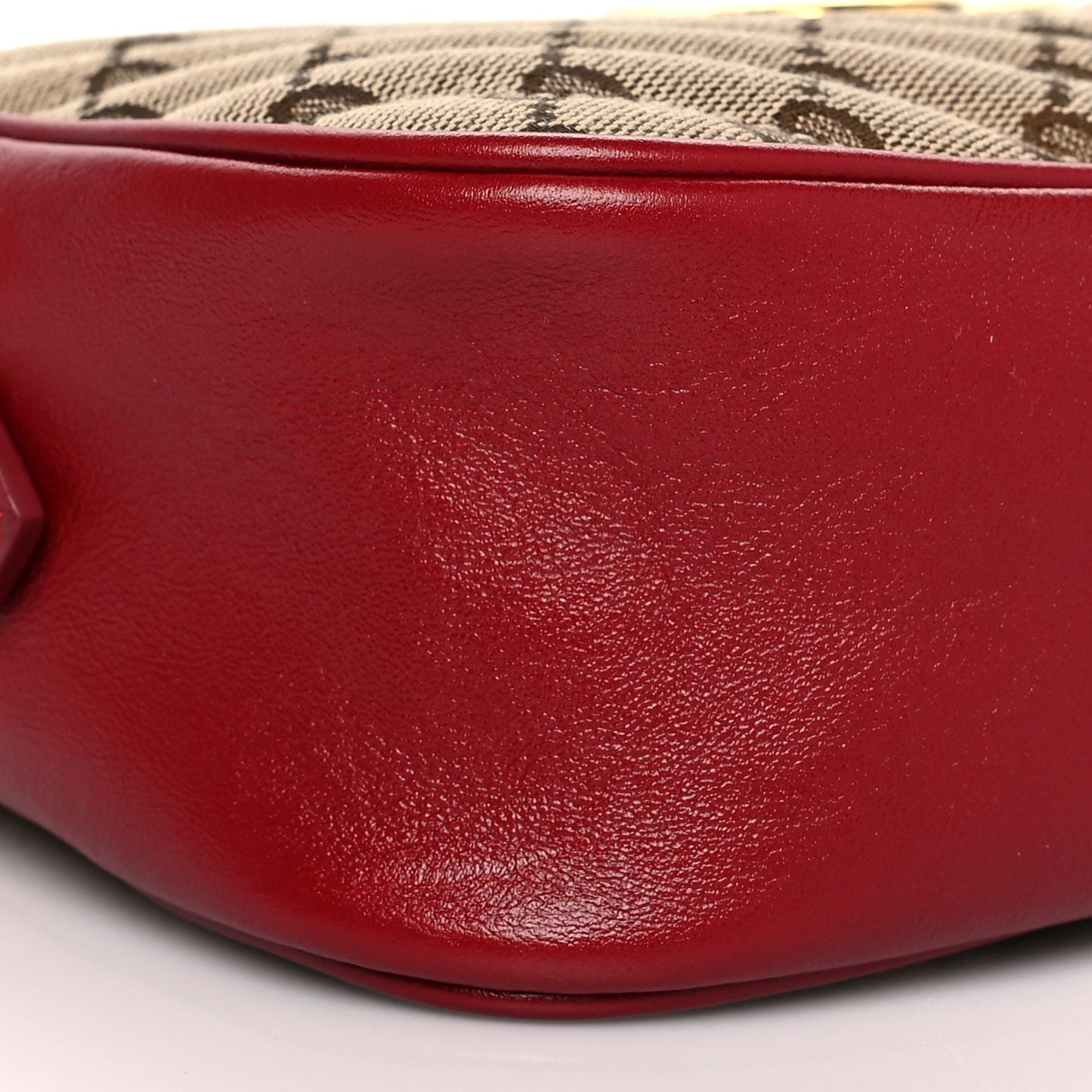 Monogram Azalea Calfskin Matelasse Diagonal Small GG Marmont Chain Shoulder Bag Beige Ebony New Cherry Red